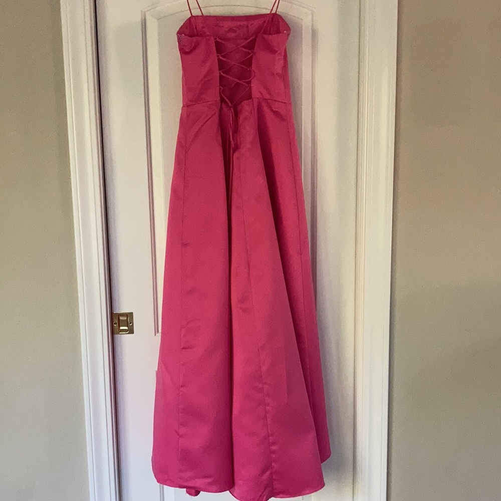 Cache Formal Gown - Picture 2 of 7